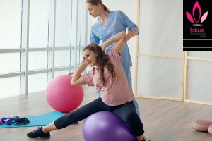 فیزیوتراپی در دوران بارداری(مزایا و احتیاط‌ها) /فیزیوتراپی در امیرآباد